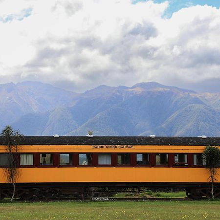 Te Anau Lodge Экстерьер фото