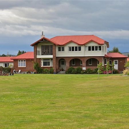 Te Anau Lodge Экстерьер фото