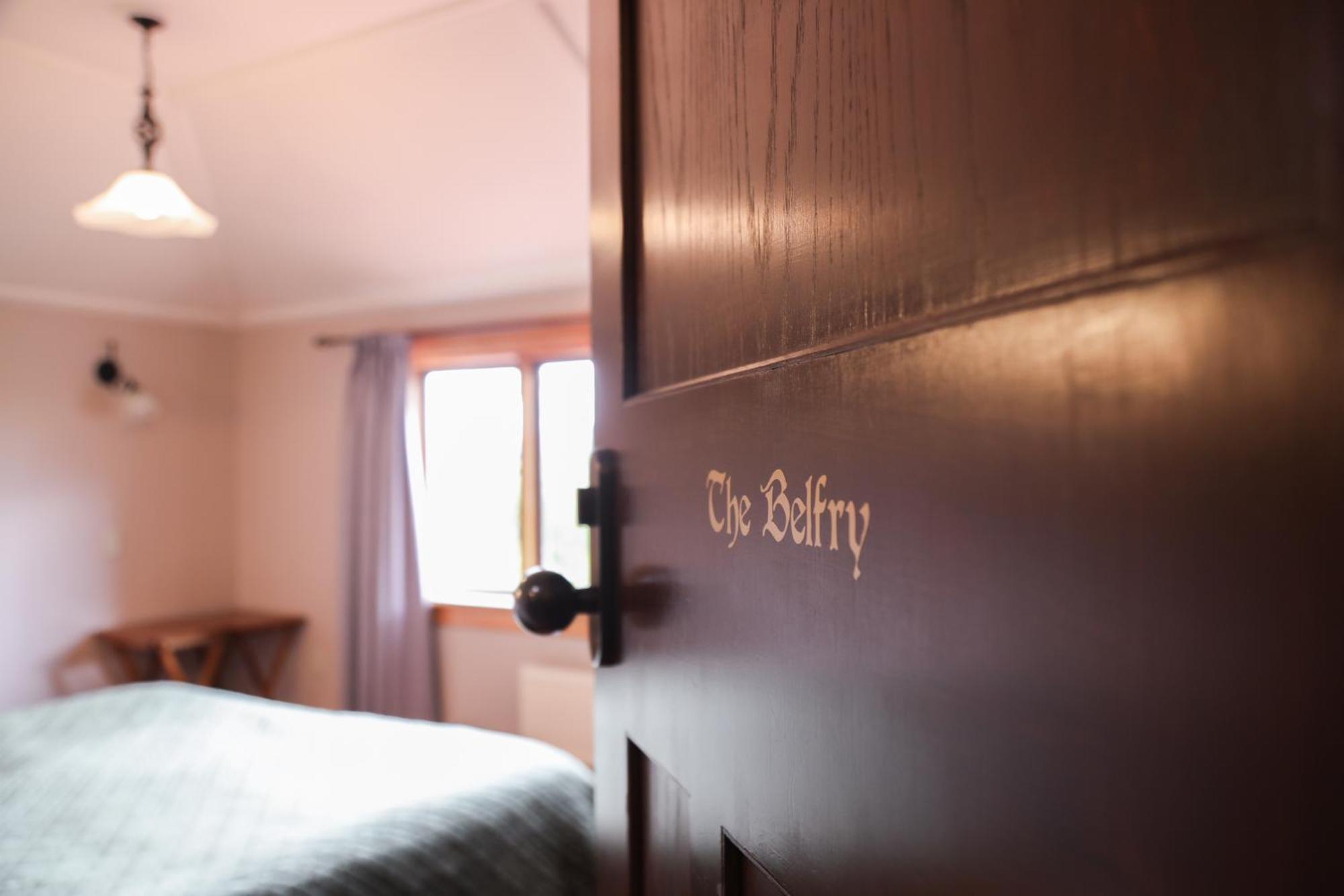 Te Anau Lodge Экстерьер фото