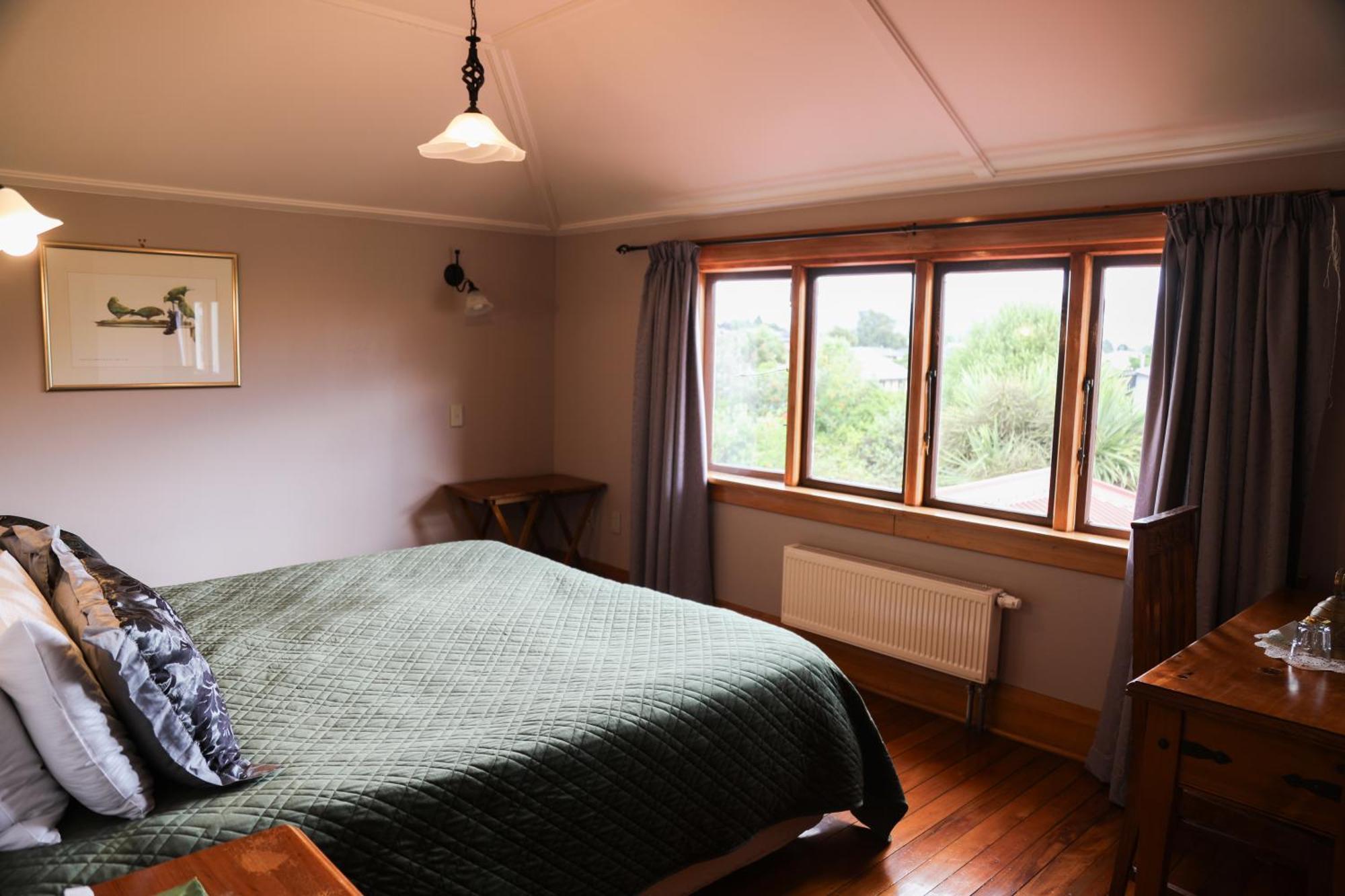 Te Anau Lodge Экстерьер фото