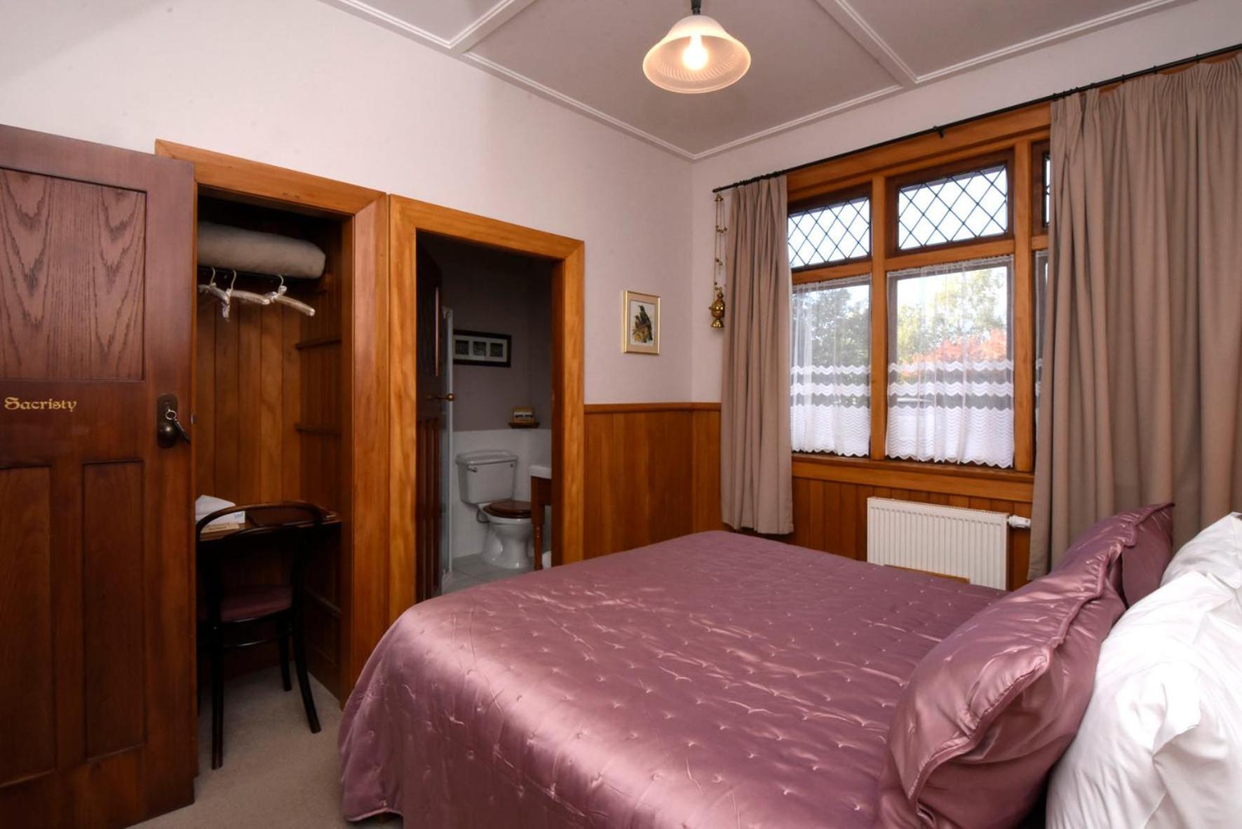 Te Anau Lodge Экстерьер фото