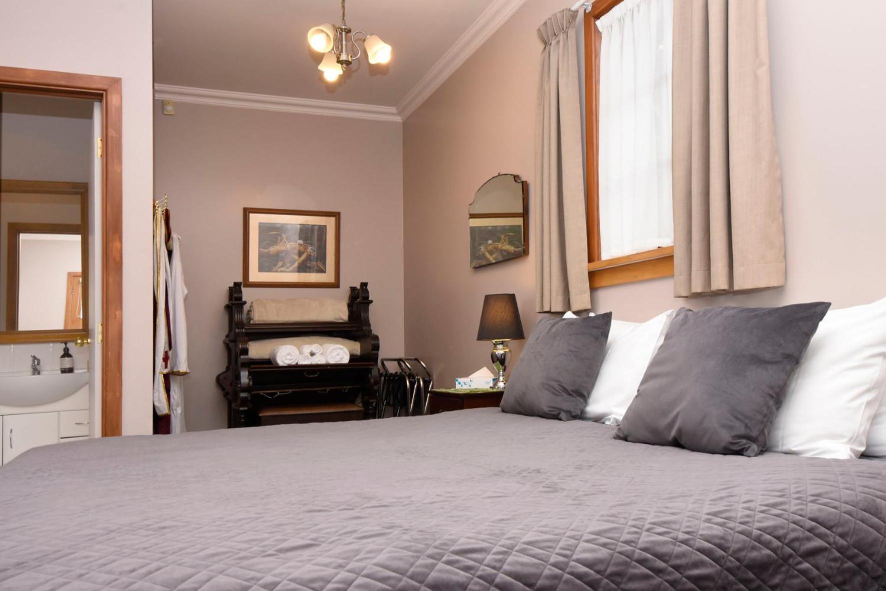 Te Anau Lodge Экстерьер фото